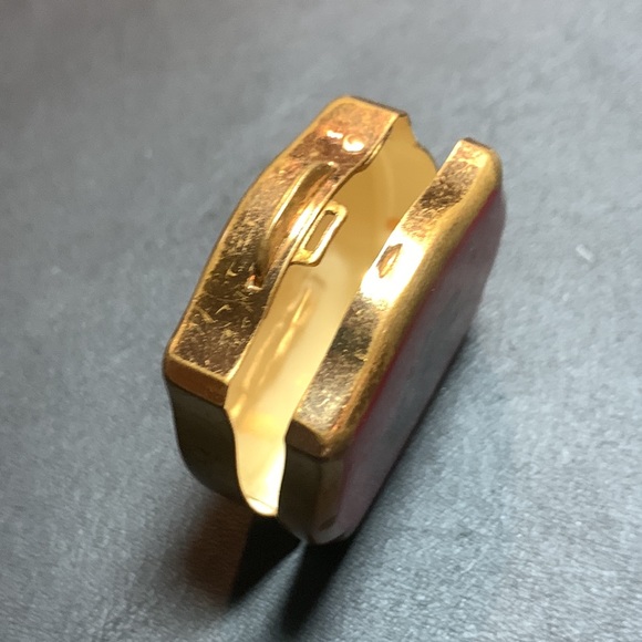 Stratton Pill Box - Picture 3 of 5